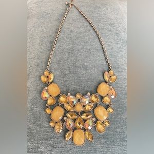 Stunning statement necklace yellow/silver